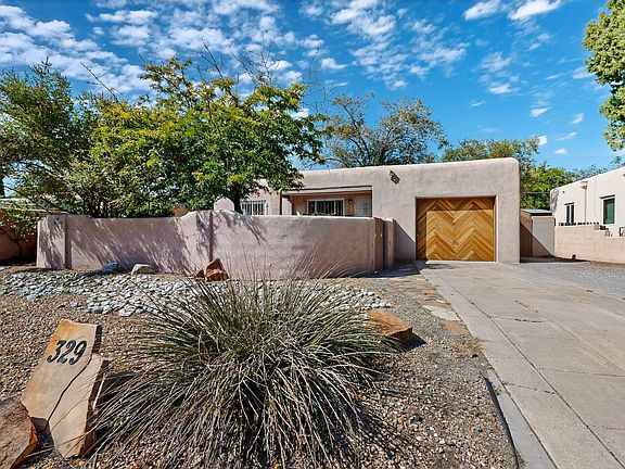 5th image of 329 Laguayra Dr NE
