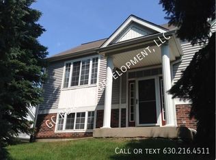 2388 Dawson Ln, Algonquin, IL 60102