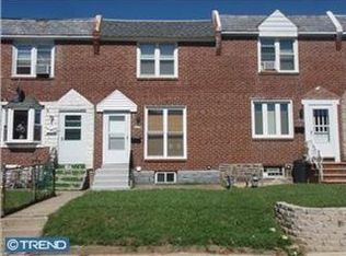 221 Weymouth Rd, Darby, PA 19023