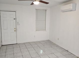 200 Lobo Loop #1, Laredo, TX 78045