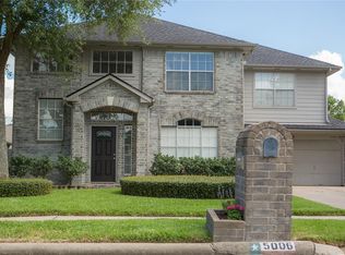 5006 Parkcrest Dr, La Porte, TX 77571