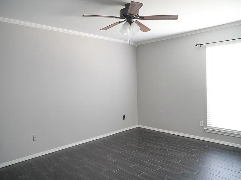 6304 Douglas Dr — Photo 13