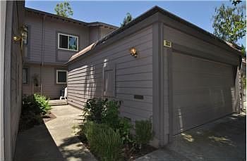1st image of 303 Marylyn Cir
