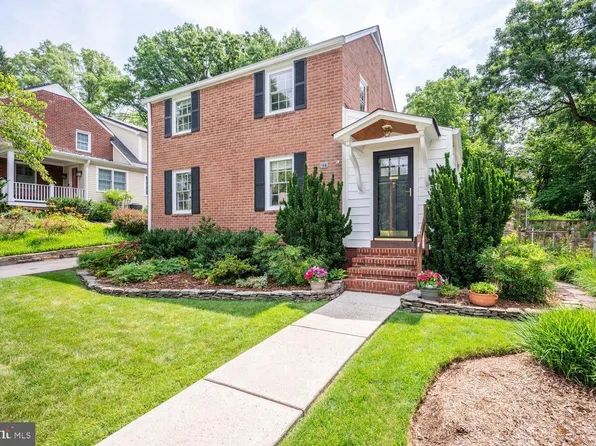 227 N Edison St, Arlington, VA 22203