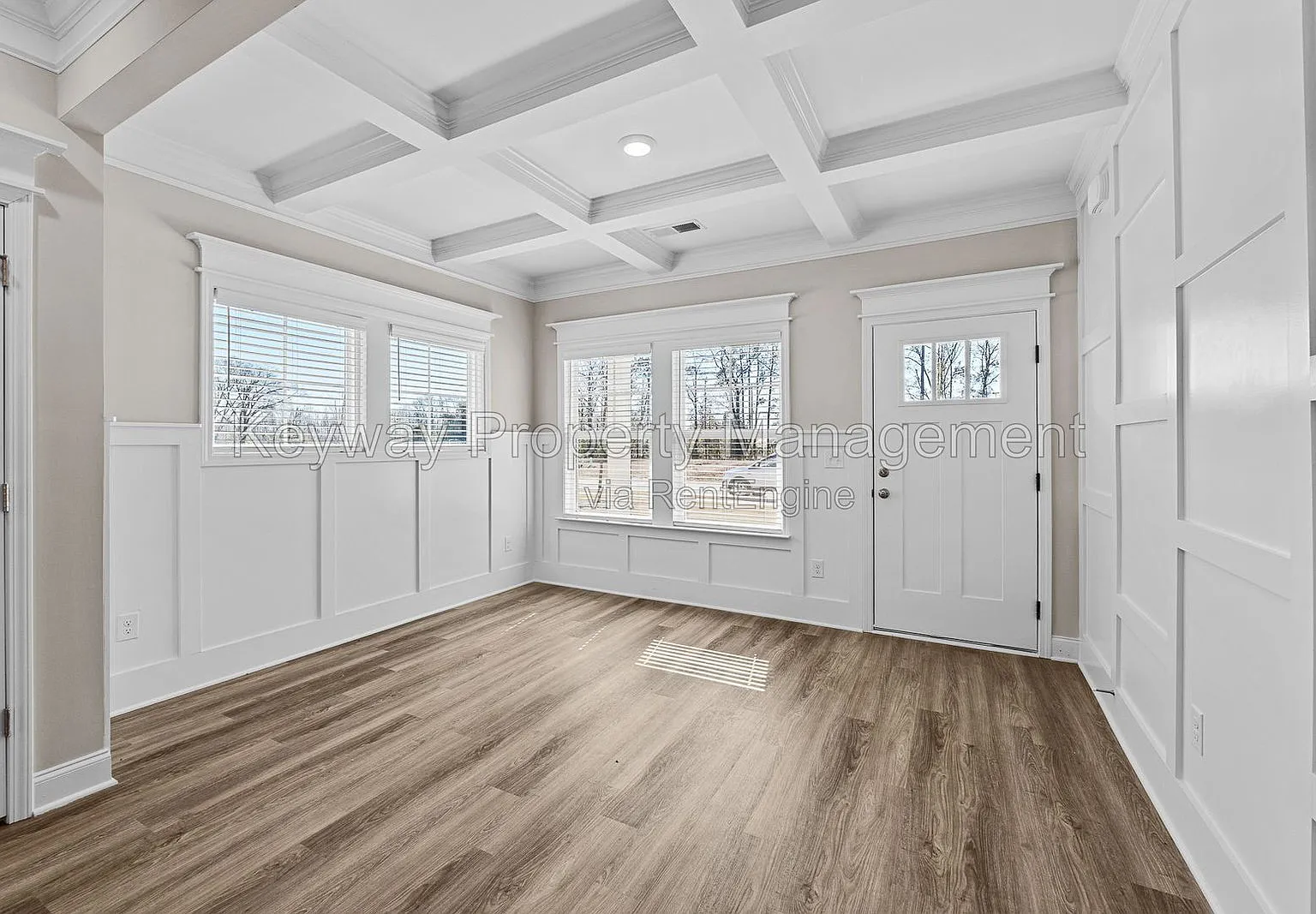 3 bed, 2.5 bath, 1708 sqft, $1,755 — Photo 3