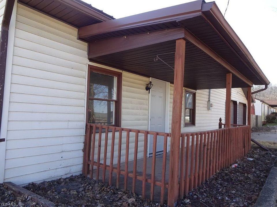 1st image of 513 6th St