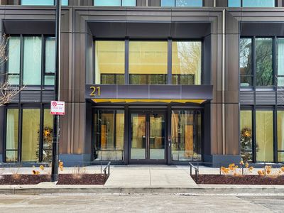 21 N May St #802, Chicago, IL, 60607