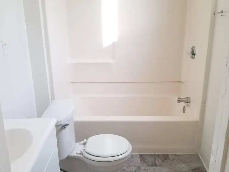 1120 Huntington Dr #A — Photo 9