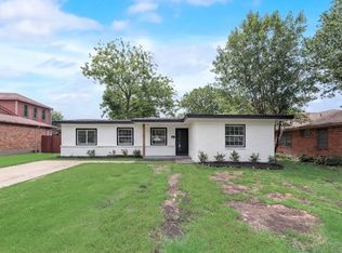 10166 San Lorenzo Dr, Dallas, TX 75228