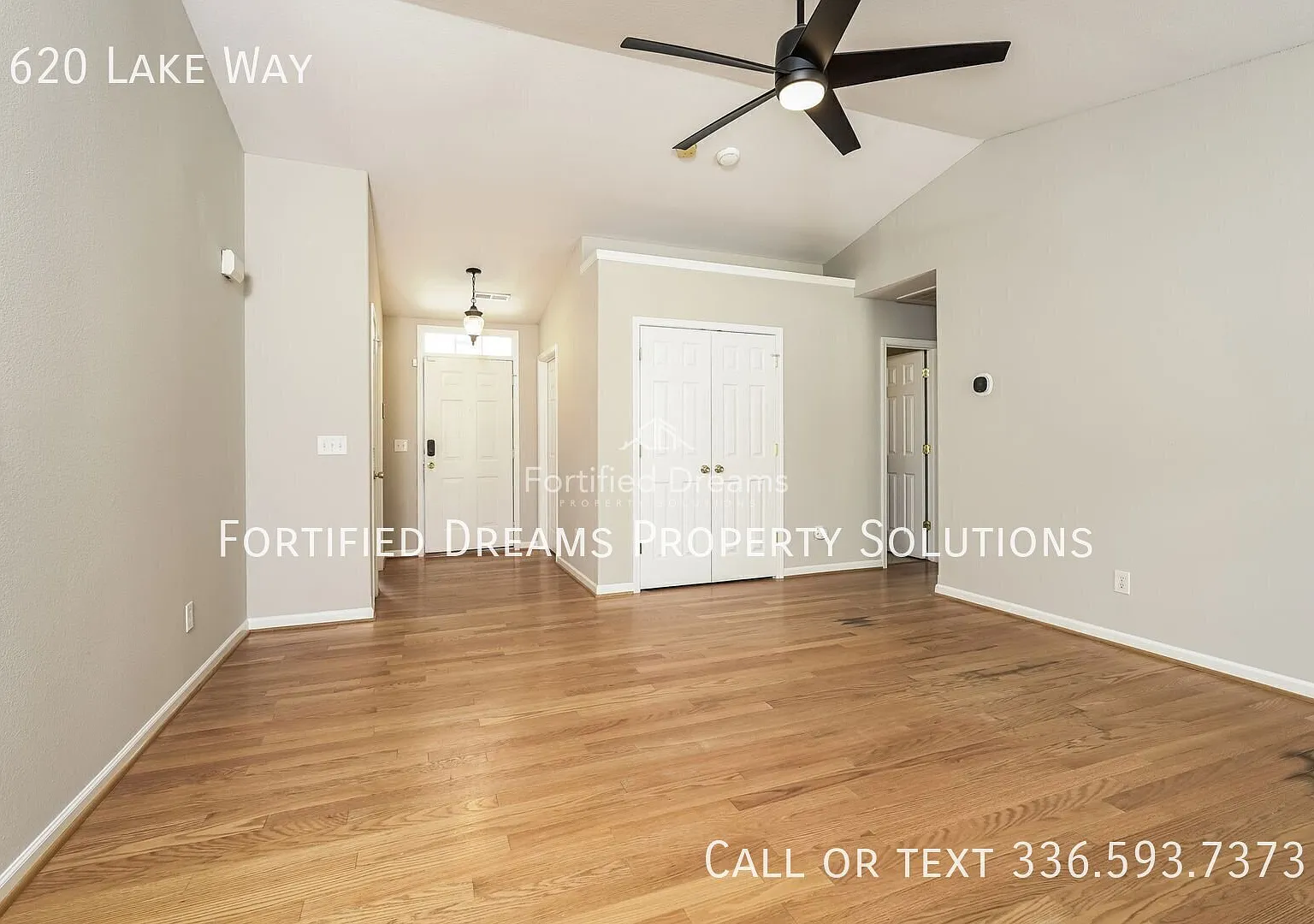 Cozy 3-Bedroom Home with a Fireplace and Yard in Convenient Kernersville!! — Photo 4