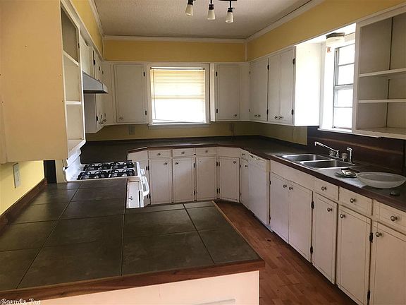 5th image of 517 Tennessee Ave