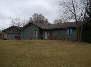 2424 N Marquardt Ln, McHenry, IL 60051
