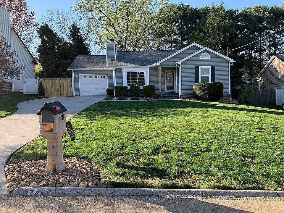 1st image of 748 Summerdale Dr
