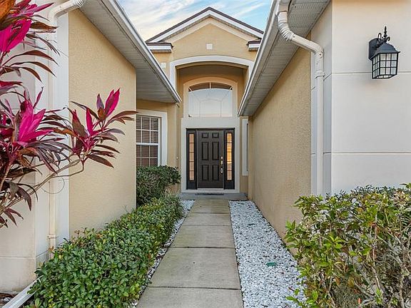 5th image of 2926 White Cedar Cir