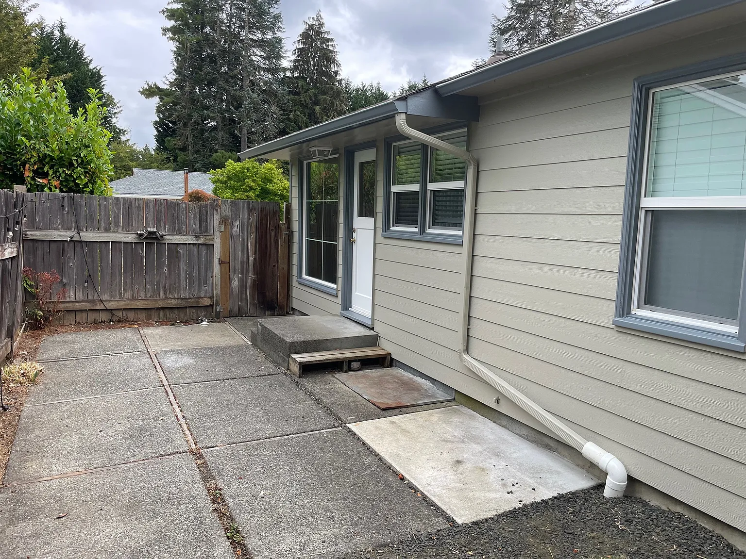 3 bed, 874 sqft, $2,195 — Photo 4