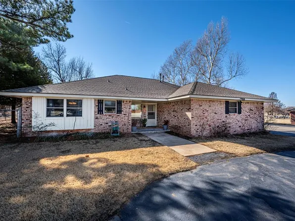 732 E Suera Ter, Mustang, OK 73064