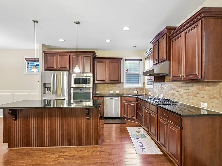 808 Laurel Garden Way — Photo 13