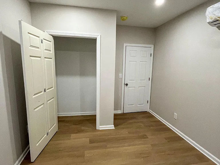 200 Fulton St — Photo 8