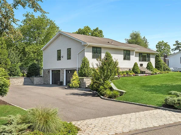 6 Village Way, Smithtown, NY 11787