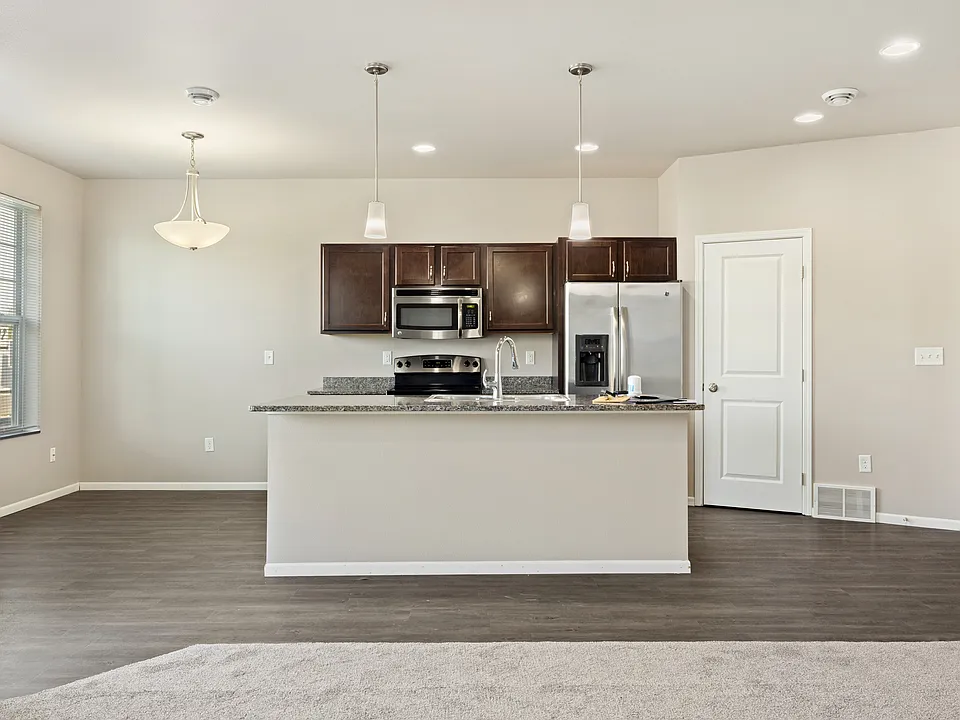 Shadow Wood Townhomes