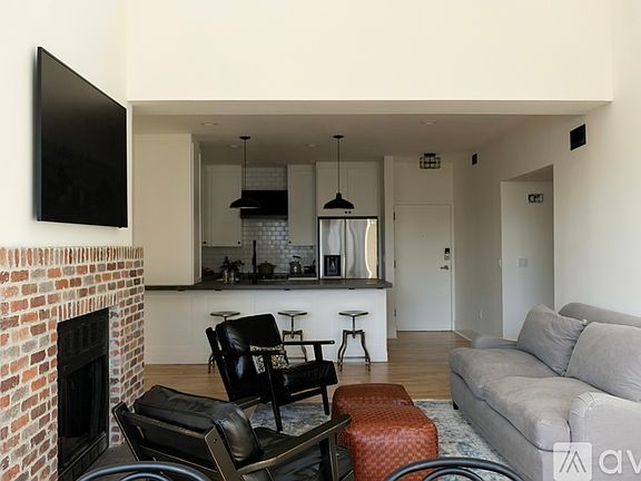 5th image of 250 Carolina Ave APT 402