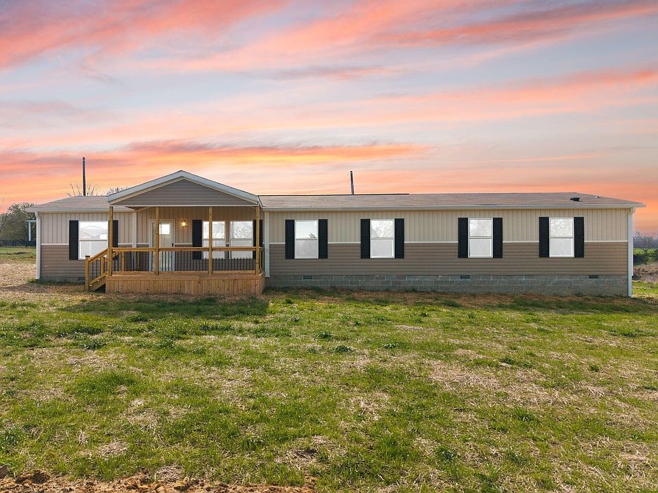 1st image of 906 Denney Rd