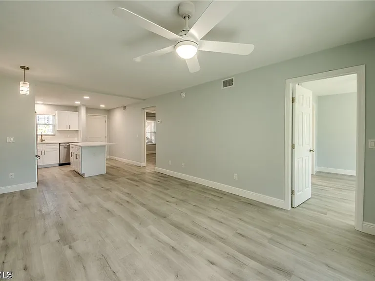16881 Davis Rd #116 — Photo 20