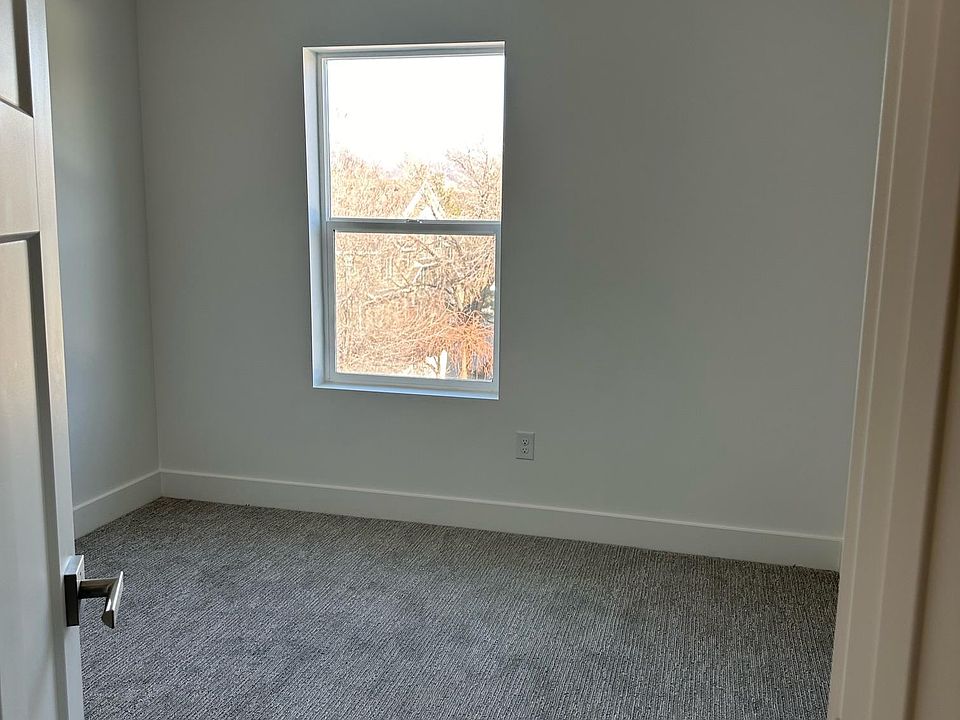 secondary bedroom 1