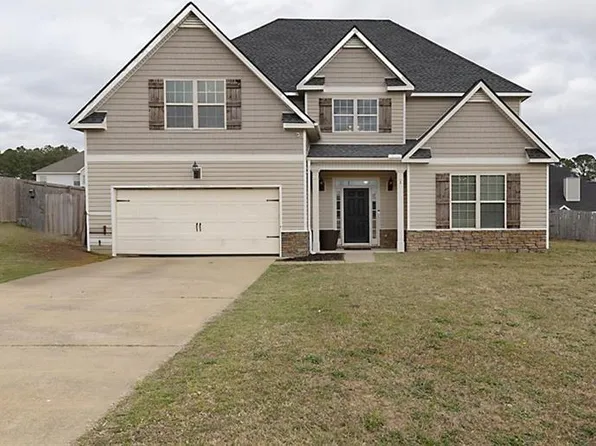 3 Blackfoot Cir, Fort Mitchell, AL 36856