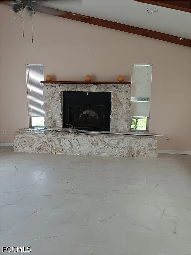 1 bed, 1.0 bath, 1260 sqft, $1,450 — Photo 1