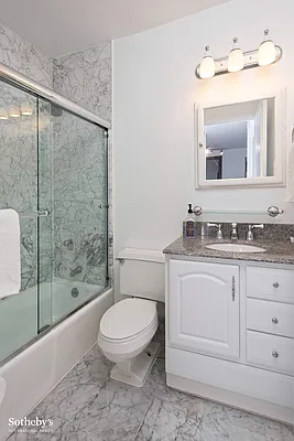 Sold by Sotheby's International Realty | media 6