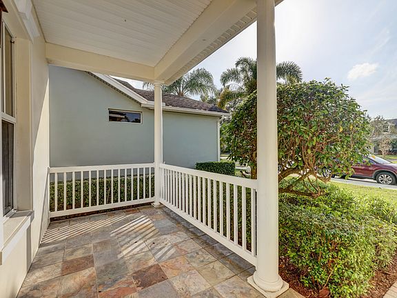 3rd image of 10736 SW Westlawn Blvd