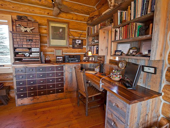 Fly Tying Station