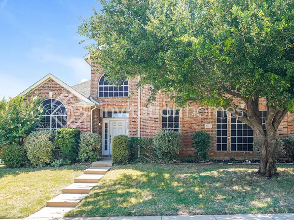 1813 Rim Rock Trl, Mansfield, TX 76063