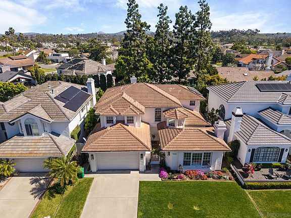 3rd image of 15951 Avenida Calma