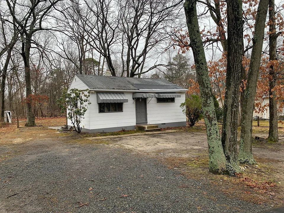 19 Lucy Rd