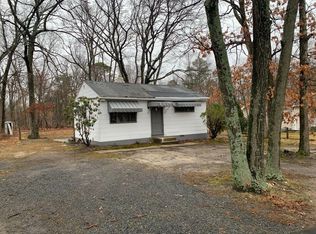 19 Lucy Rd, Lakewood, NJ 08701