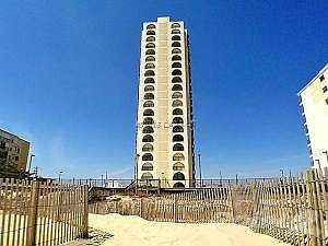 01-9400 Building Photo _ 20130415