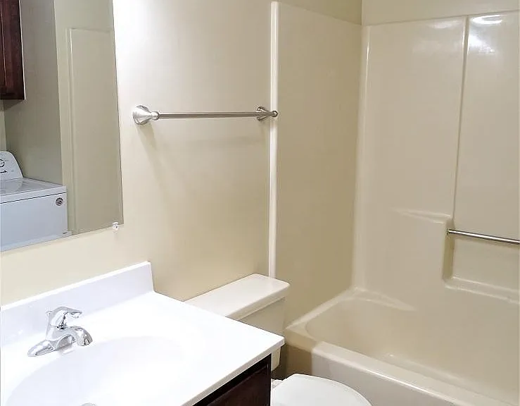 1536 W Main St #G — Photo 11