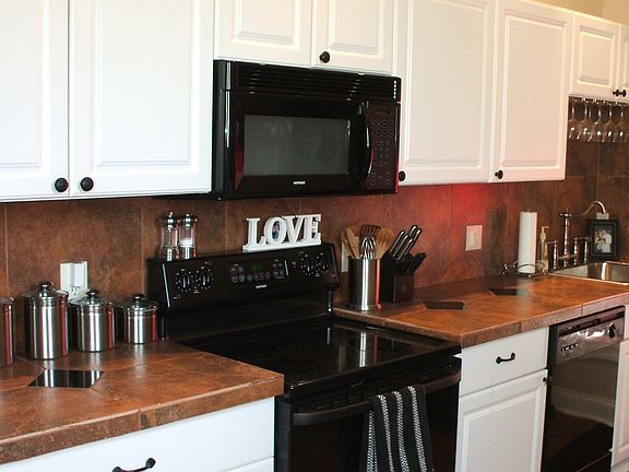 3rd image of 6733 Thomas Blvd #10738854