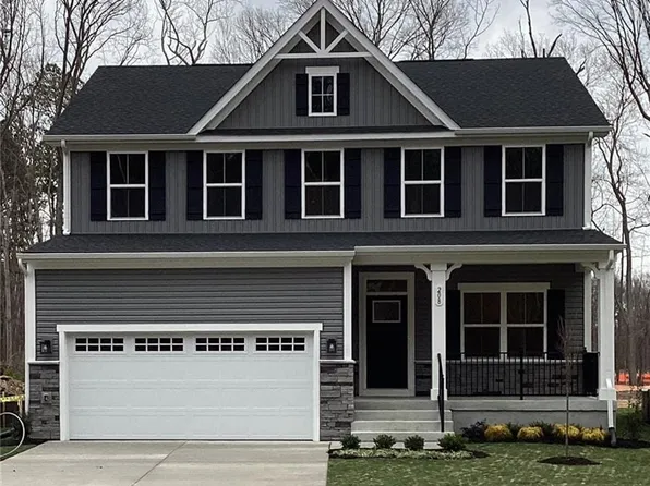 208 Legacy Blvd, Poquoson, VA 23662