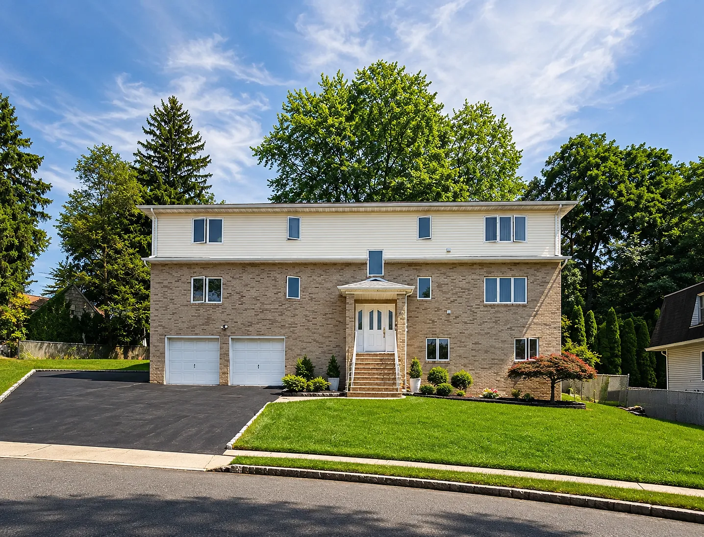 3 bed, $3,200 — Photo 1
