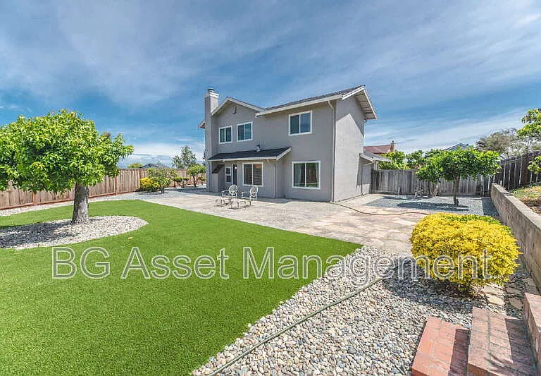 2726 Garrity Ct — Photo 32