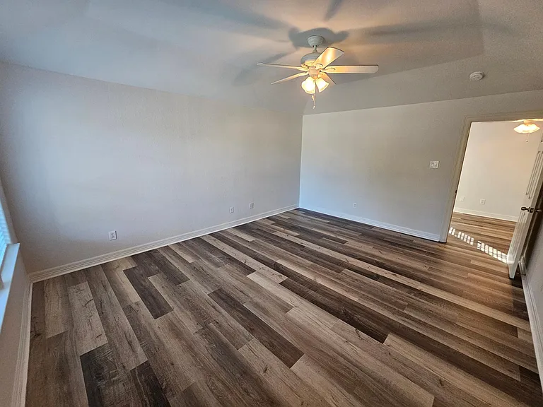 547 Birdsong Dr — Photo 30