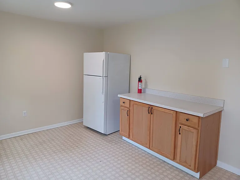 222 E Whitlock Ave #1 — Photo 7