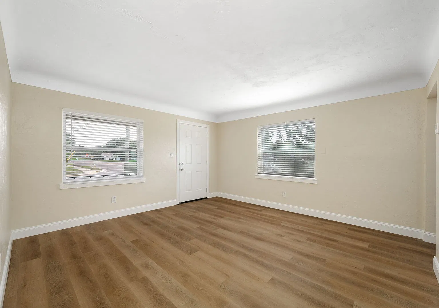 3 Bedroom 1 Bath in Central St. Pete!! — Photo 4