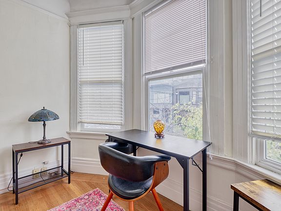 3rd image of 235 Collingwood St #A