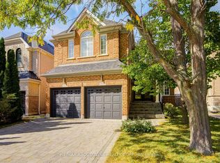 3041 Caulfield Cres, Mississauga, ON L5M 6J7