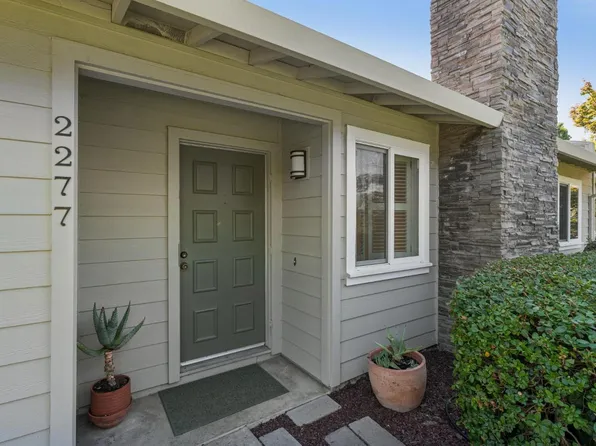 2277 NE Knolls Drive, Santa Rosa, CA 95405
