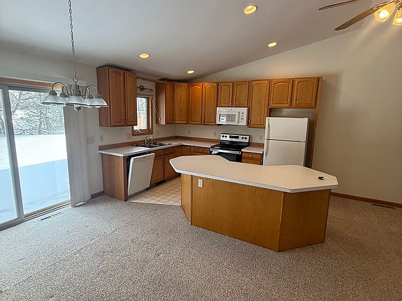 3rd image of 4980 E Leckie Ln